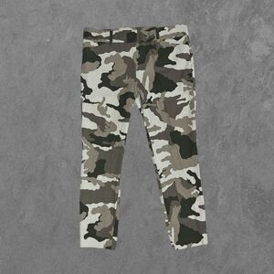 NEW YORK & COMPANY | Mid Rise Camo Ankle Crop Stretch Skinny Pants Size 10